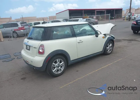 2012 Mini Cooper из США, поврежденный, VIN WMWSU3C54CT262450